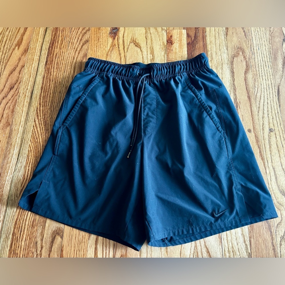 Nike Dri Fit Unlined Men's Athletic Shorts - 7 Inch inseam - Small - Black